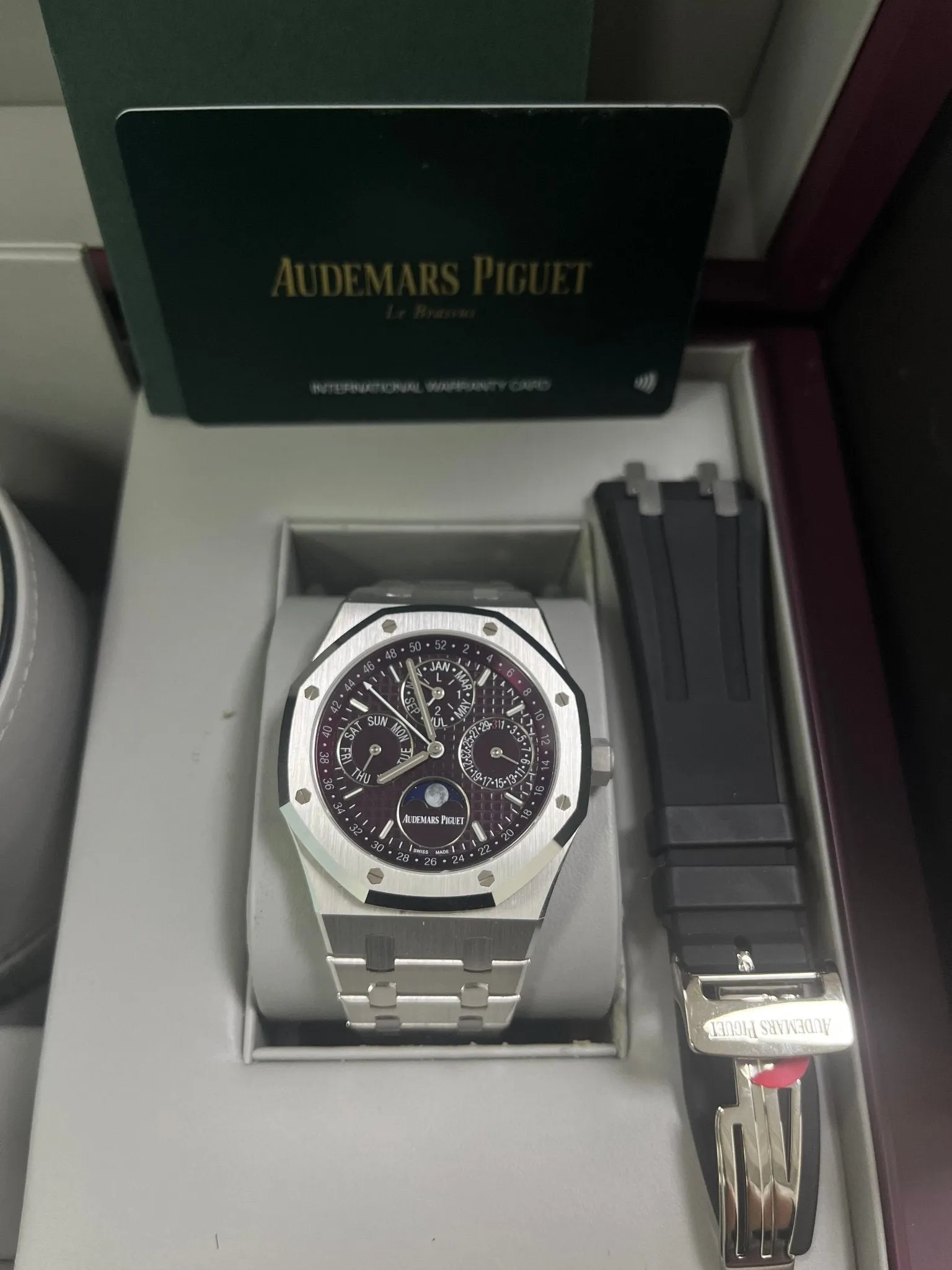 Audemars Piguet Royal Oak Perpetual Calendar SPECIAL EDITION 41mm Royal Oak Burgundy Dial 26574BC.OO.1220BC.01