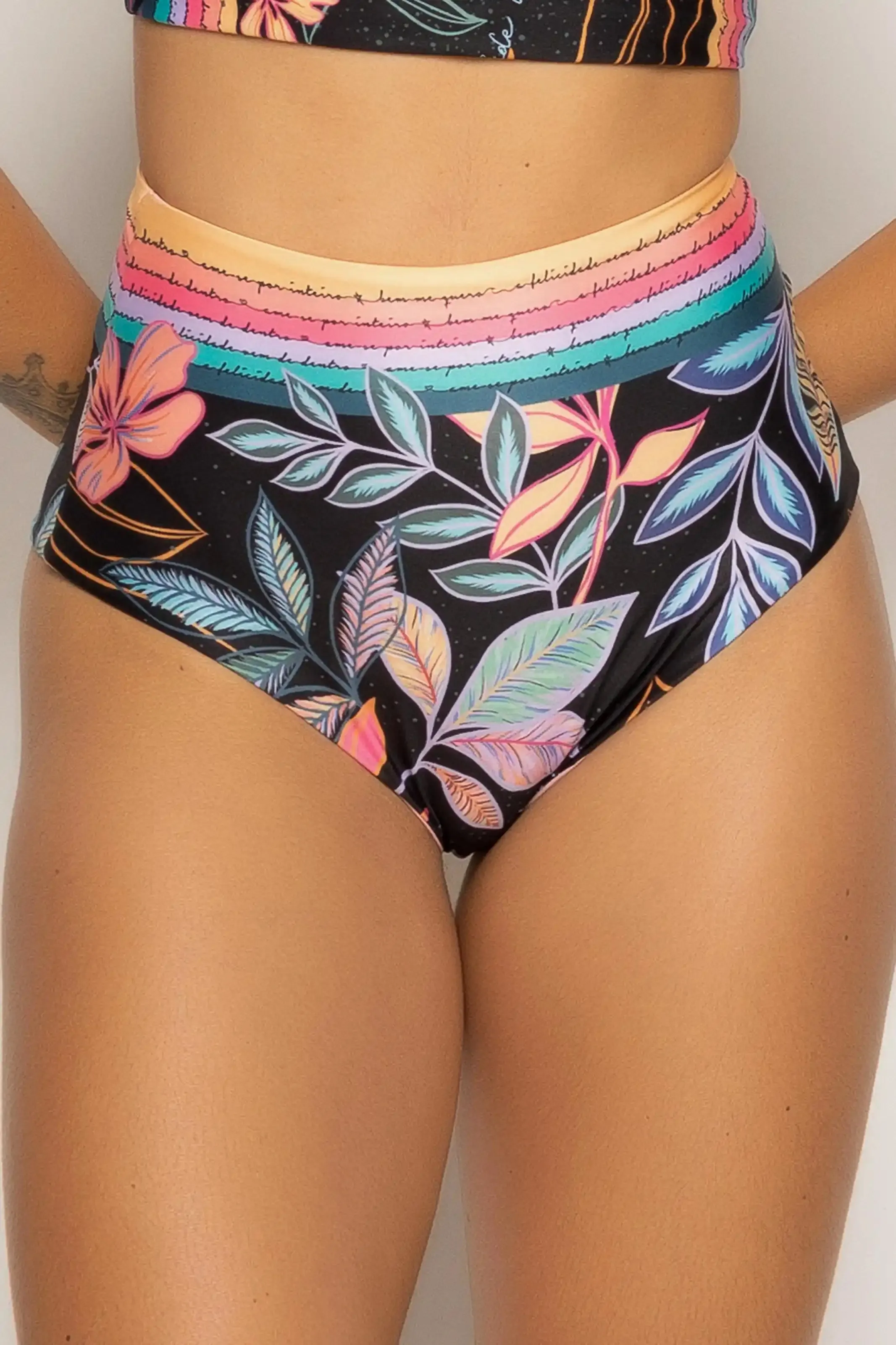 Calcinha Biquíni Hot Pants Bem Me Quero