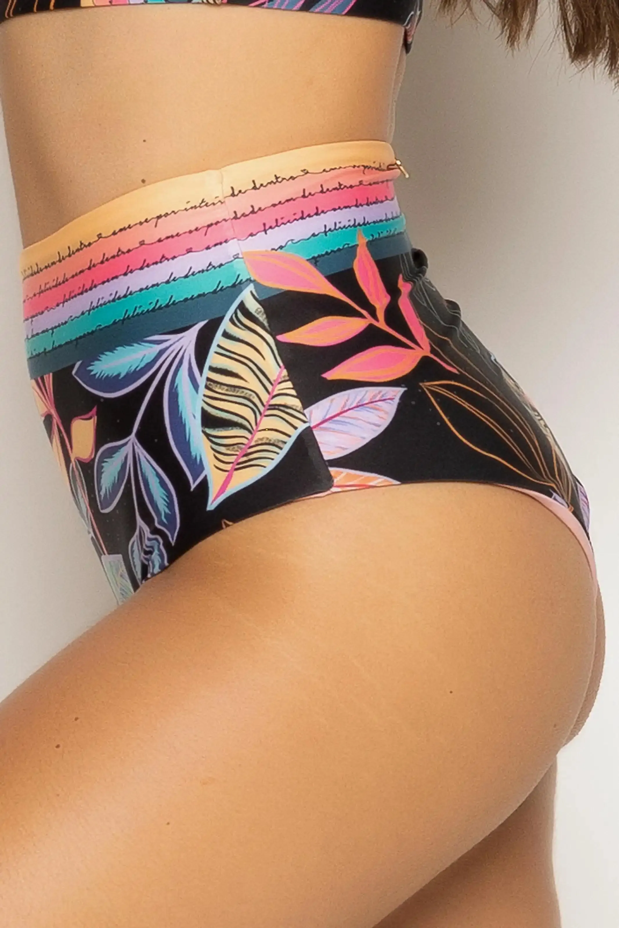 Calcinha Biquíni Hot Pants Bem Me Quero