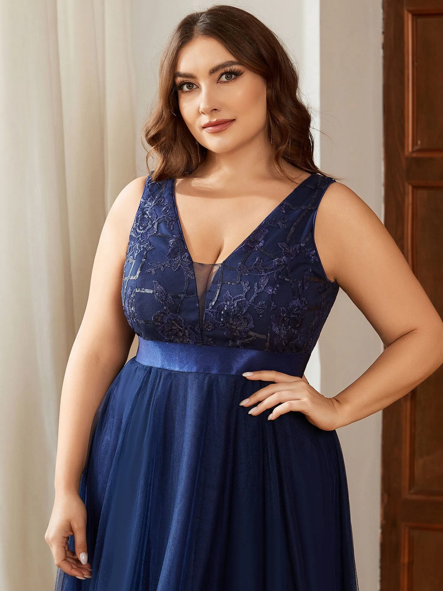 Plus Size Sequin High-Low Deep V Neck Tulle Evening Dresses